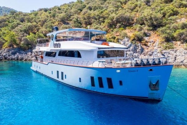 M/Y SIMAY F